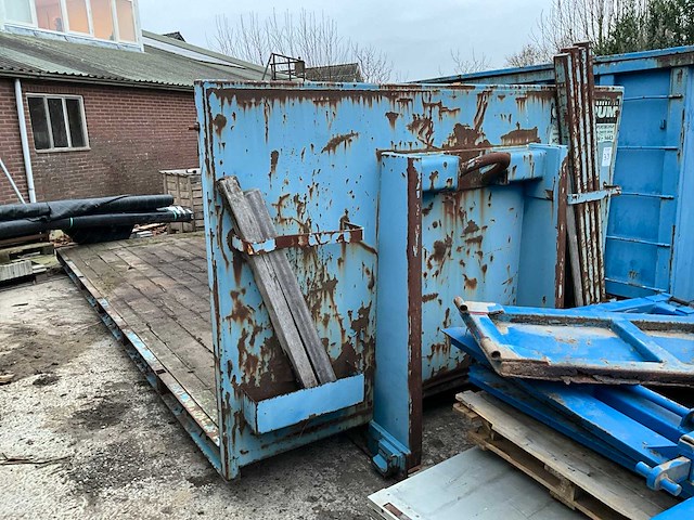 Leebur - afzet afvalcontainer - afbeelding 2 van  5