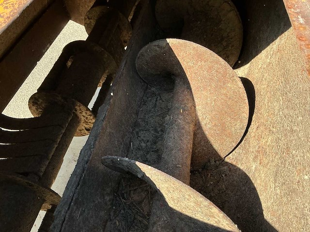 Leenpoel uienklapper - afbeelding 2 van  11