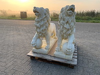 Leeuw met bol (2x) - afbeelding 2 van  2
