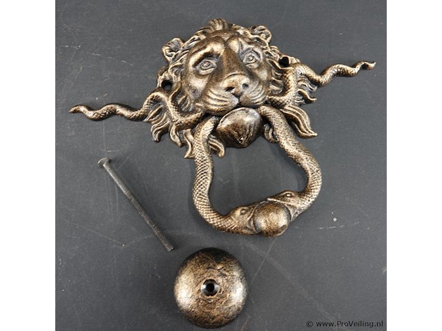 Leeuwenkop als faux bronzen deurklopper - afbeelding 1 van  5