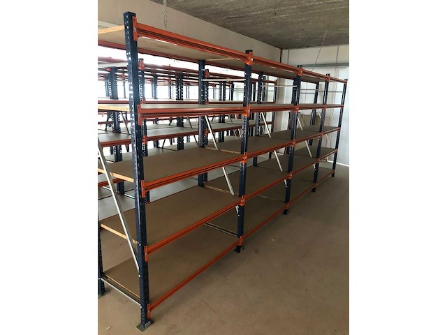 Legbordstelling - grootvakstelling. 25m lengte. compleet magazijn. 2025. - afbeelding 2 van  5