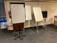 Legbordstelling en diverse inventaris - afbeelding 2 van  7