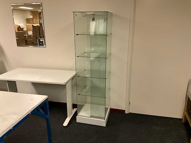 Legbordstelling en diverse inventaris - afbeelding 6 van  7