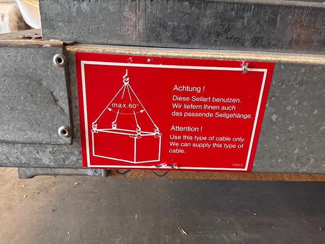 Legbordstelling en materiaal container - afbeelding 5 van  5