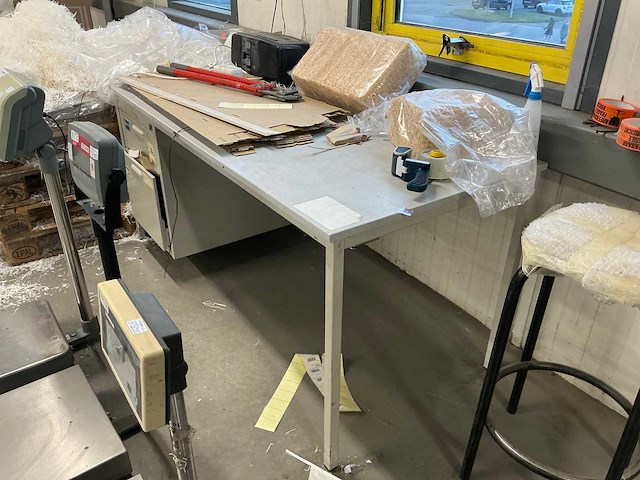 Legbordstelling en overig inventaris - afbeelding 8 van  23