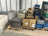 Legbordstelling en overig inventaris - afbeelding 14 van  23