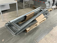 Legbordstelling en overig inventaris - afbeelding 22 van  23