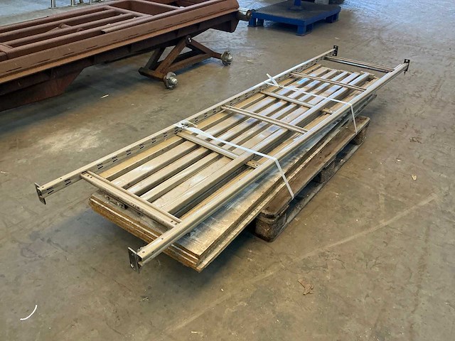 Legbordstelling en stellingmateriaal - afbeelding 3 van  12