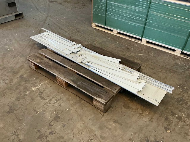 Legbordstelling en stellingmateriaal - afbeelding 4 van  12