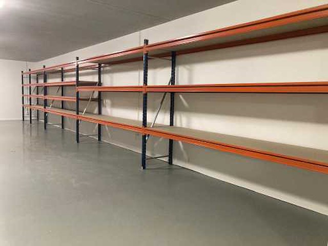 Legbordstelling. grote nette partij ± 75m lang incl legborden. compleet! - afbeelding 10 van  14