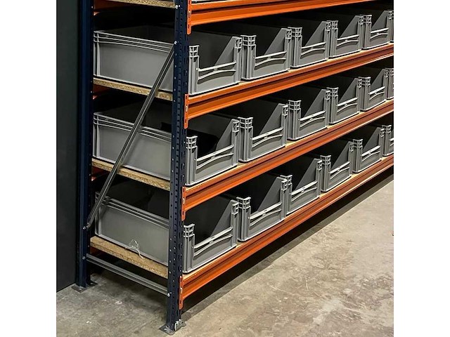 Legbordstelling incl 60 grote magazijnbakken. - afbeelding 2 van  3