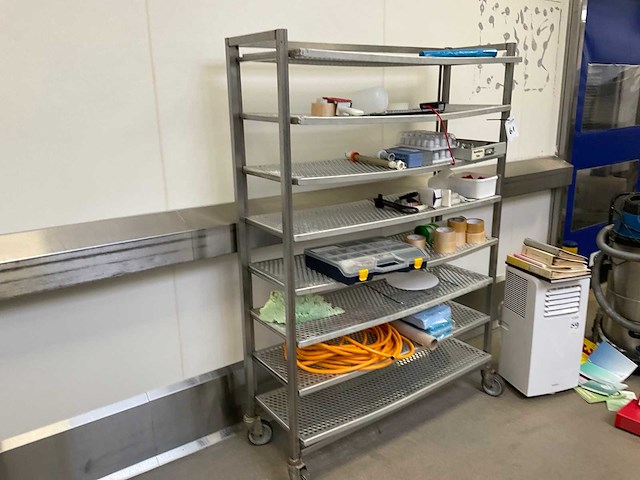 Legbordstelling inclusief bakkerij benodigdheden - afbeelding 2 van  8