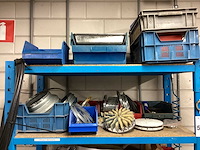 Legbordstelling met inhoud en koelkast - afbeelding 3 van  8