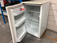 Legbordstelling met inhoud en koelkast - afbeelding 7 van  8