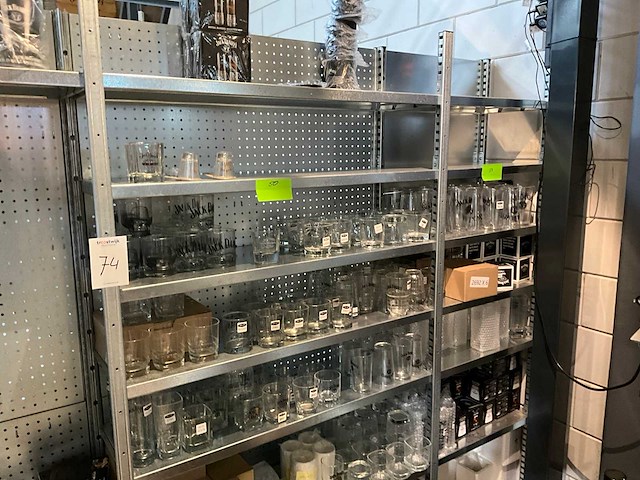 Legbordstelling met multifunctionele achterwand - afbeelding 2 van  4