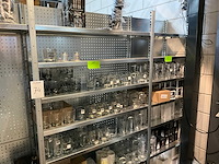 Legbordstelling met multifunctionele achterwand - afbeelding 2 van  4