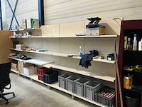 Legbordstelling open met achterwand
