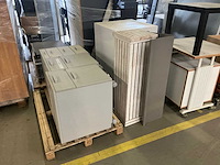 Legbordstellingen, kantoorinventaris en diversen - afbeelding 14 van  53