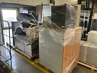 Legbordstellingen, kantoorinventaris en diversen - afbeelding 15 van  53