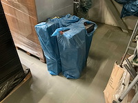 Legbordstellingen, kantoorinventaris en diversen - afbeelding 22 van  53