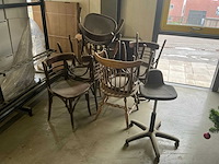 Legbordstellingen, kantoorinventaris en diversen - afbeelding 23 van  53