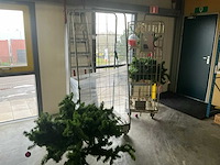 Legbordstellingen, kantoorinventaris en diversen - afbeelding 45 van  53