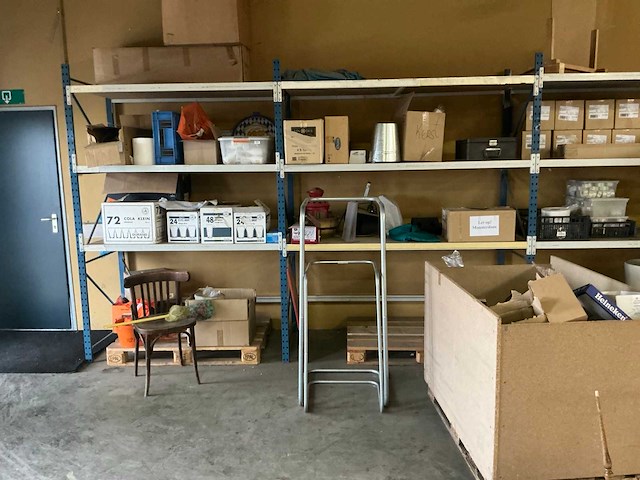 Legbordstellingen, kantoorinventaris en diversen - afbeelding 50 van  53