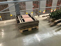 Legbordstellingen, kantoorinventaris en diversen - afbeelding 53 van  53