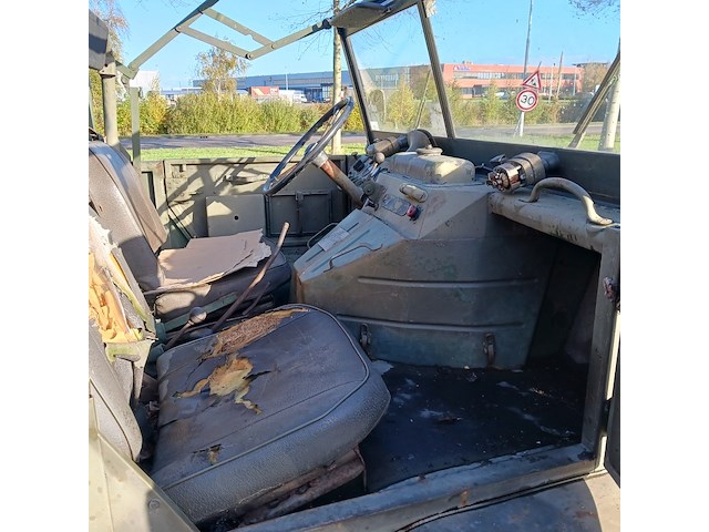 Leger voertuig unimog mercedes, 404 - afbeelding 25 van  52