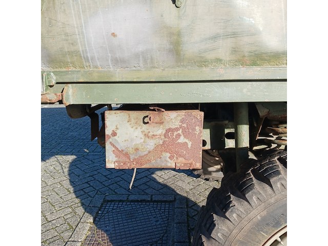 Leger voertuig unimog mercedes, 404 - afbeelding 38 van  52