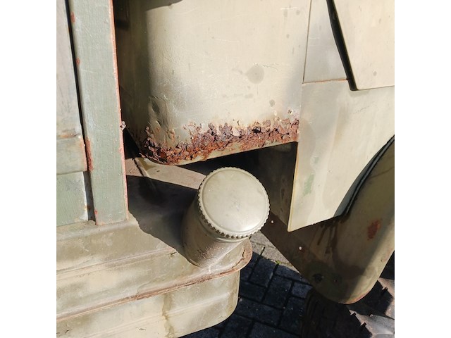 Leger voertuig unimog mercedes, 404 - afbeelding 46 van  52