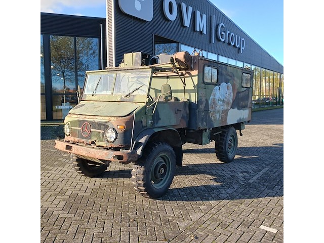 Leger voertuig unimog met opbouw mercedes, 404 - afbeelding 12 van  53