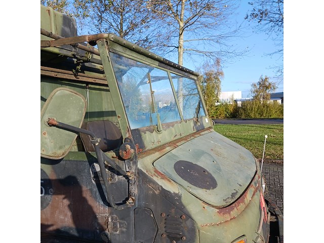 Leger voertuig unimog met opbouw mercedes, 404 - afbeelding 48 van  53