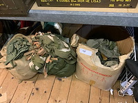 Legerbretels en tasjes - afbeelding 1 van  5