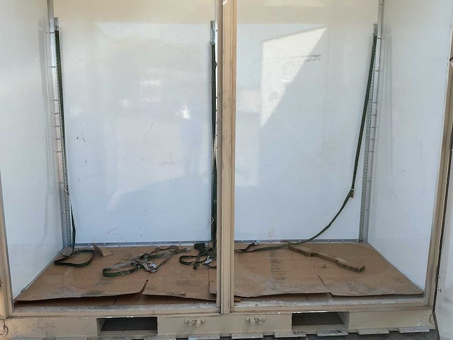 Legercontainer - afbeelding 5 van  6