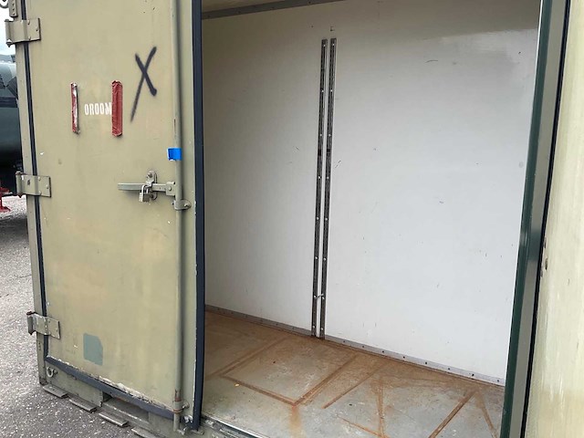 Legercontainer - afbeelding 6 van  7