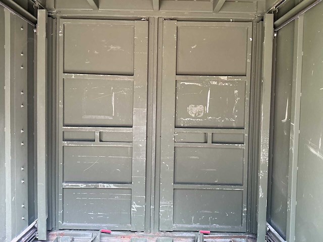 Legercontainer - afbeelding 6 van  7