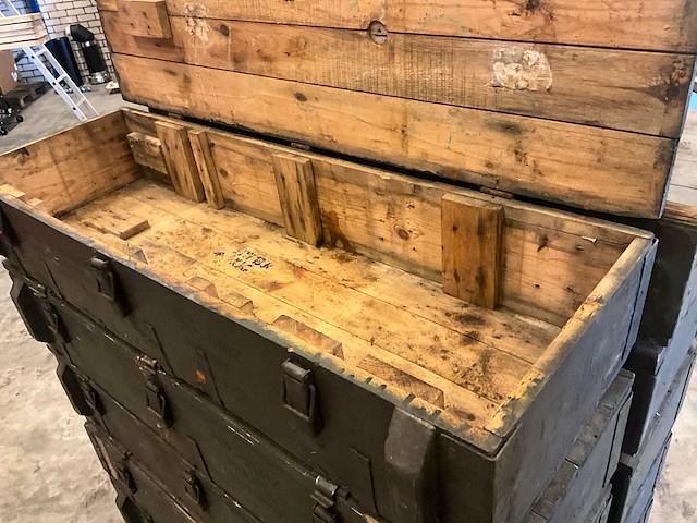 Legerkist - wapens munitiekist - overige legeruitrusting (10x) - afbeelding 6 van  10