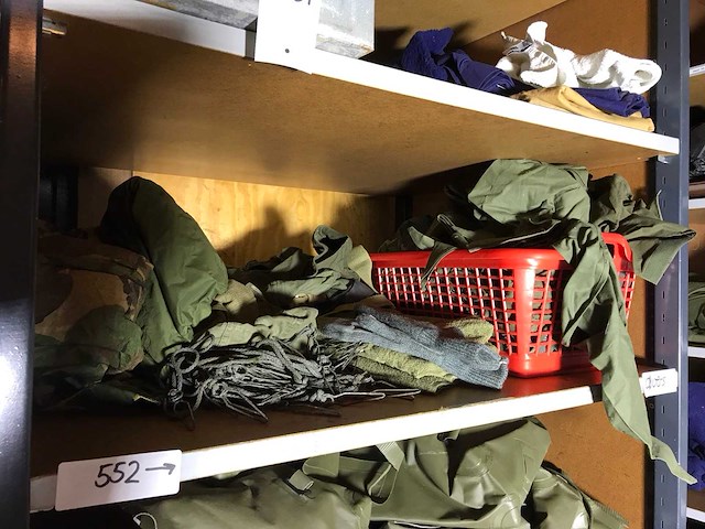 Legerkleding - afbeelding 1 van  3