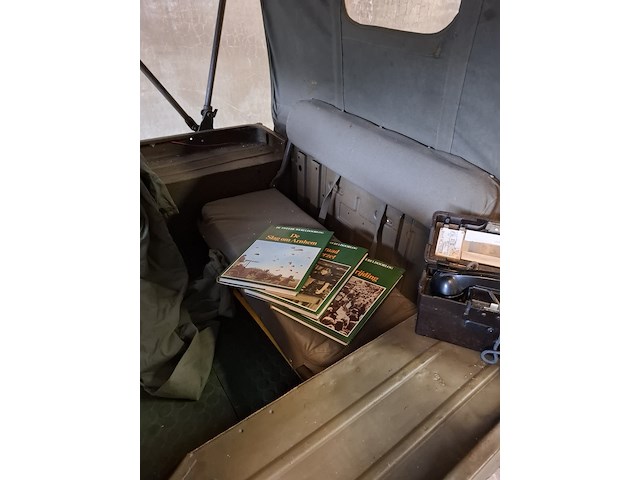 Legervoertuig jeep, willys, bouwjaar 1947 - afbeelding 3 van  30