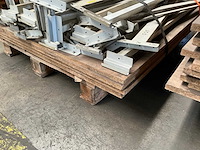 Leggers palletstelling / houten legborden - afbeelding 6 van  9