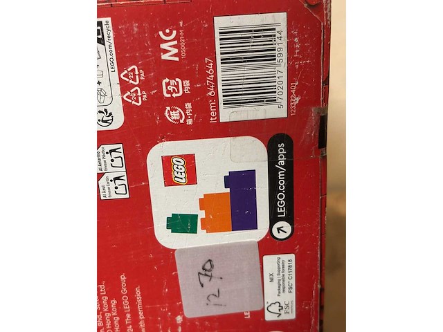 Lego - ideas dungeons & dragons - 21348 - afbeelding 2 van  2