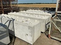 Lego beton blok 4,5 ton 5 x overige beton toebehoren - afbeelding 1 van  17