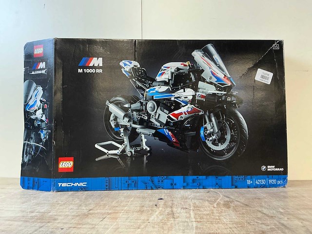 Lego bmw m1000 rr - afbeelding 1 van  7