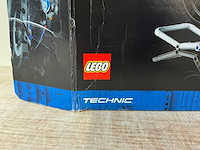 Lego bmw m1000 rr - afbeelding 2 van  7