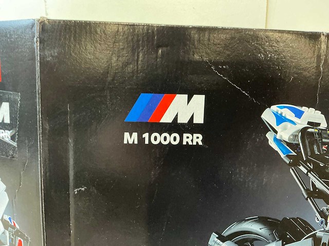 Lego bmw m1000 rr - afbeelding 3 van  7