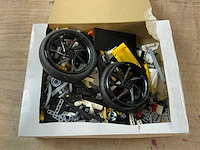 Lego bmw m1000 rr - afbeelding 7 van  7