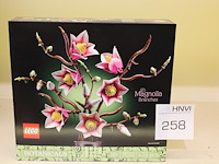 Lego botanicals magnolia. - afbeelding 1 van  1