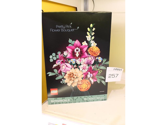 Lego botanicals pretty pink flower bouquet. - afbeelding 2 van  2