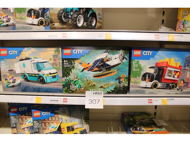 Lego city voertuigen in diverse uitvoeringen, 3 stuks. - afbeelding 1 van  1